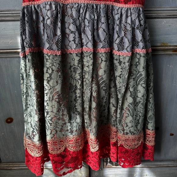 Alexis Vedette Lace Multi Color Dress Size M - Picture 9 of 11